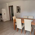 La Casa De Nido-tagas Csaladias 6 Foig, Kerttel Pensiune Veszprémfajsz