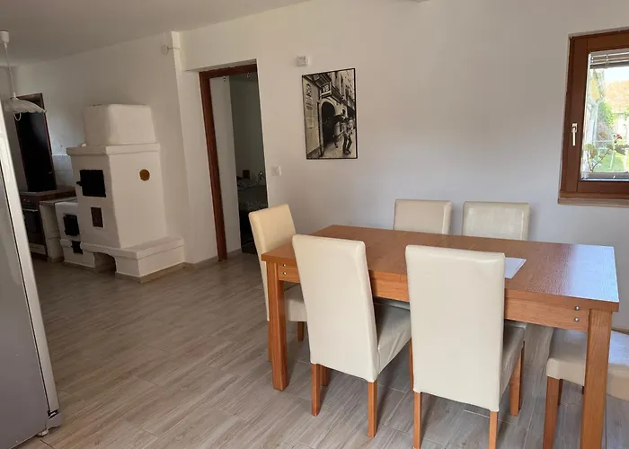 La Casa De Nido-tágas Családias 6 Főig, Kerttel Casa de hóspedes Veszprémfajsz