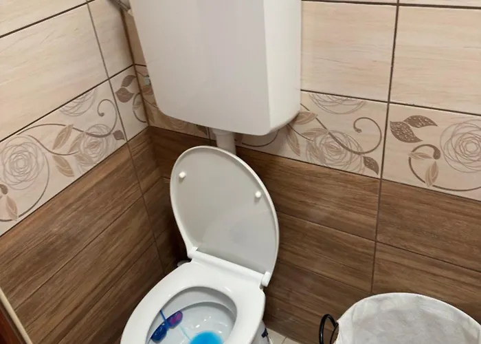 Casa de hóspedes La Casa De Nido-tágas Családias 6 Főig, Kerttel