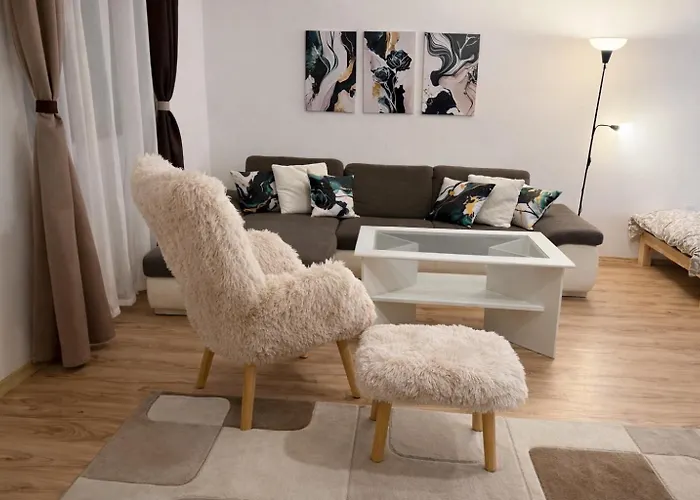 La Casa De Nido-tágas Családias 6 Főig, Kerttel Veszprémfajsz